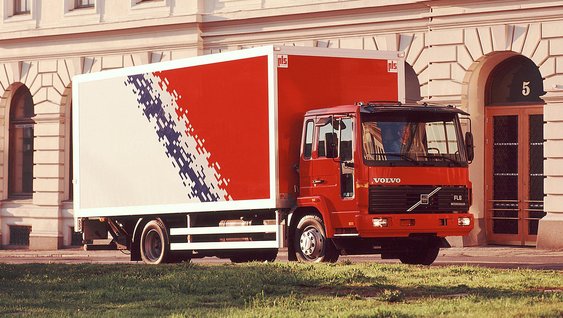 1860x1050-volvo-trucks-global-about-us-history-1980s-FL6-FL4-teaser2