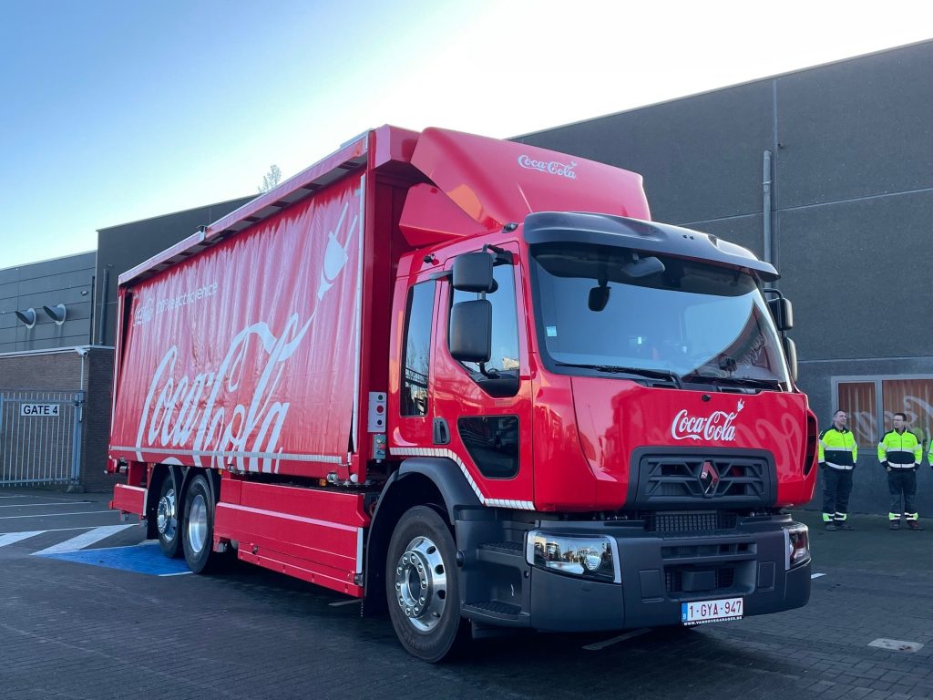 thumbnail for Coca-Cola zet 30 elektrische trucks in