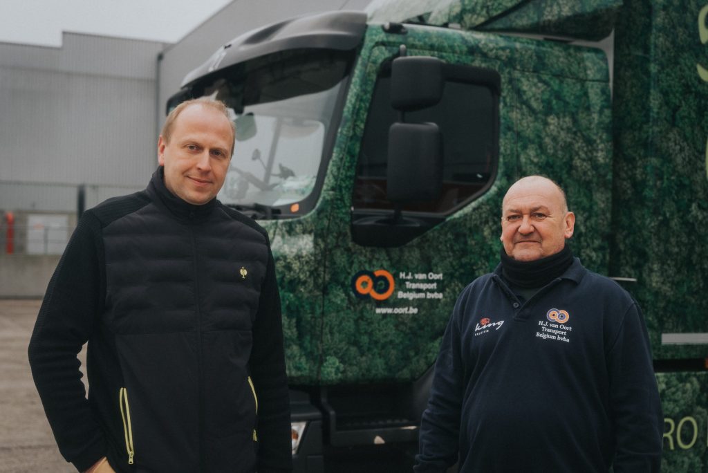Laurent Vanton, bedrijfsleider bij Van Oort België, kijkt met een positief gevoel terug op de ervaringen met de Renault Trucks D Z.E. tijdens het afgelopen jaar.