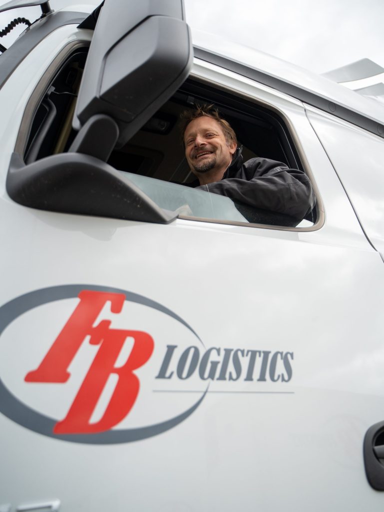 Bij FB Logistics heeft iedere chauffeur zijn eigen wagen, ook Christophe Devos.